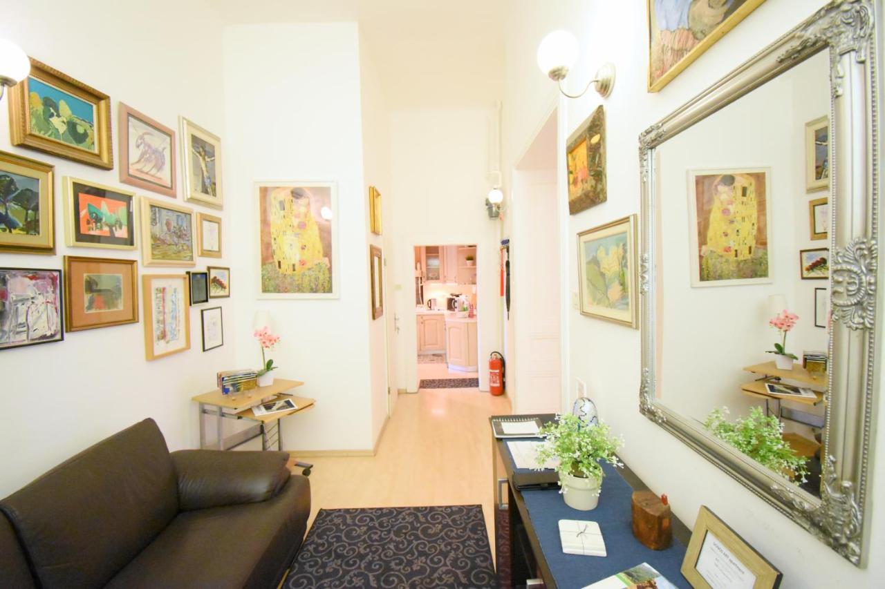 Donos Art Apartment Ζάγκρεμπ Εξωτερικό φωτογραφία