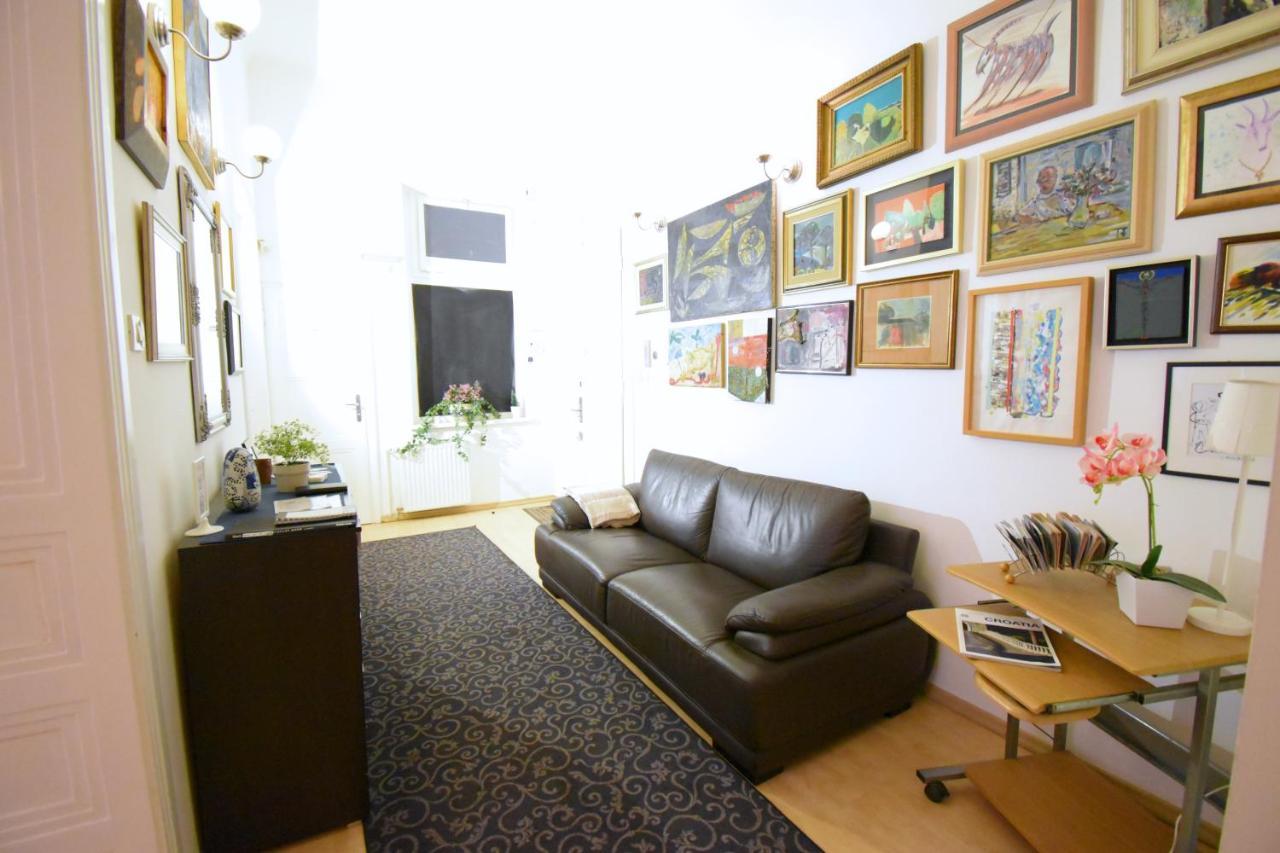 Donos Art Apartment Ζάγκρεμπ Εξωτερικό φωτογραφία